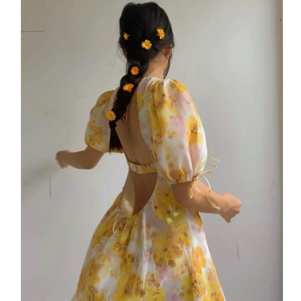 NWOT For Love & Lemons Zinna Babydoll Mini Dress Lemonade Floral Yellow Medium - Picture 5 of 16